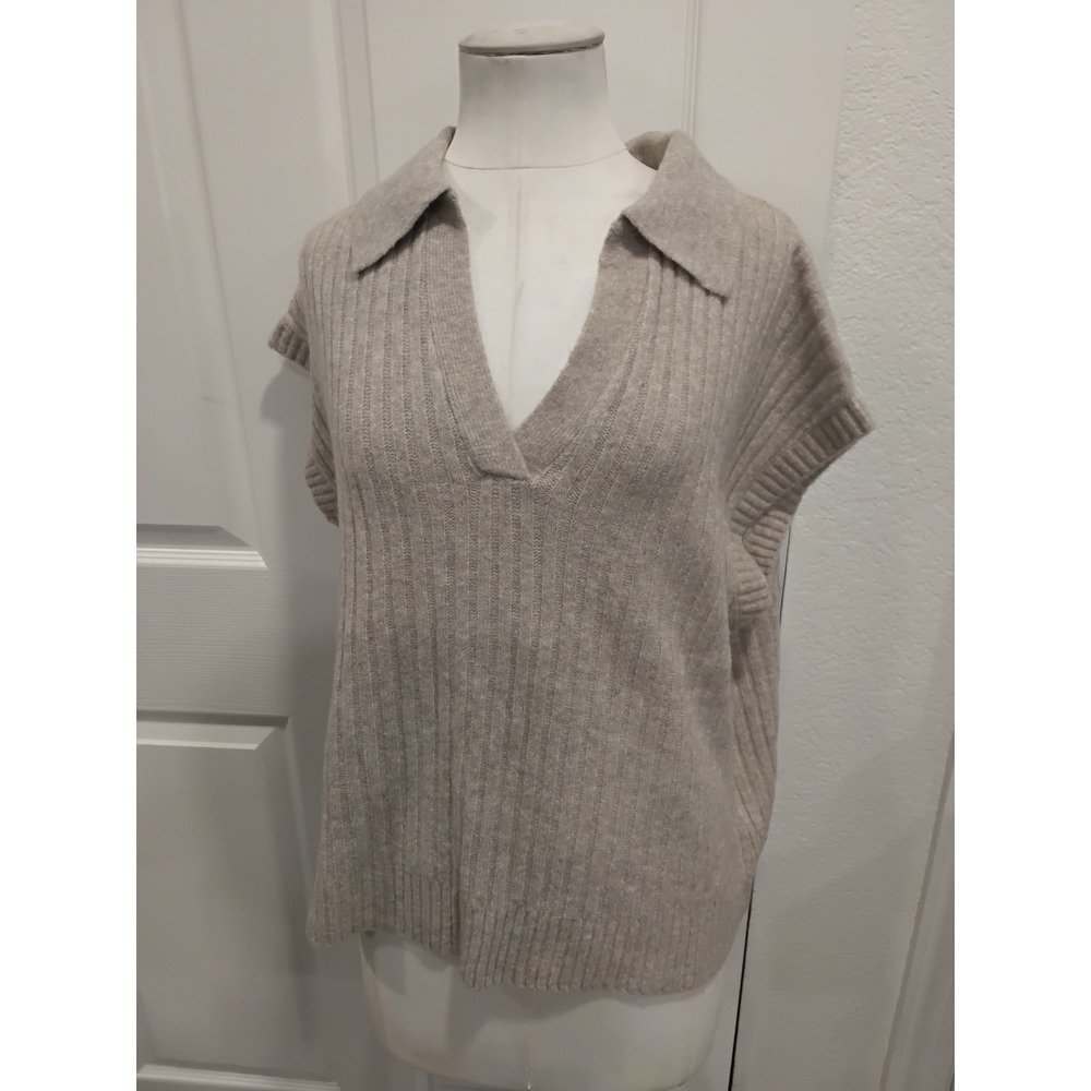 Blu Pepper Beige Ribbed Knit Collaredβ Sleeveless Sweater Vest Top Women's L